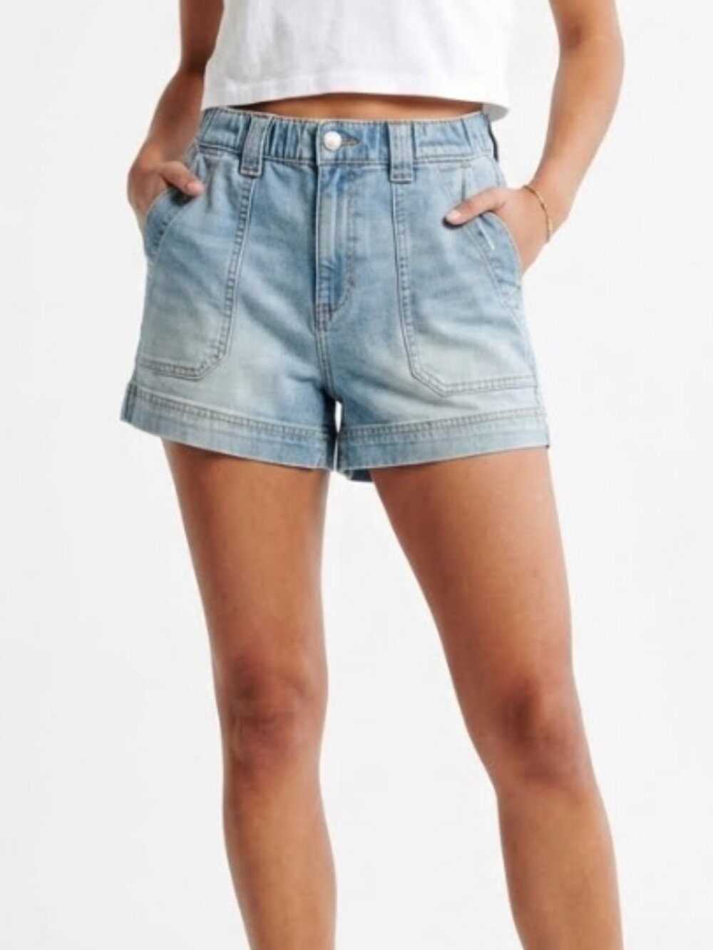 Old Navy High Rise OG Chino Denim Shorts in Light Blue XS
